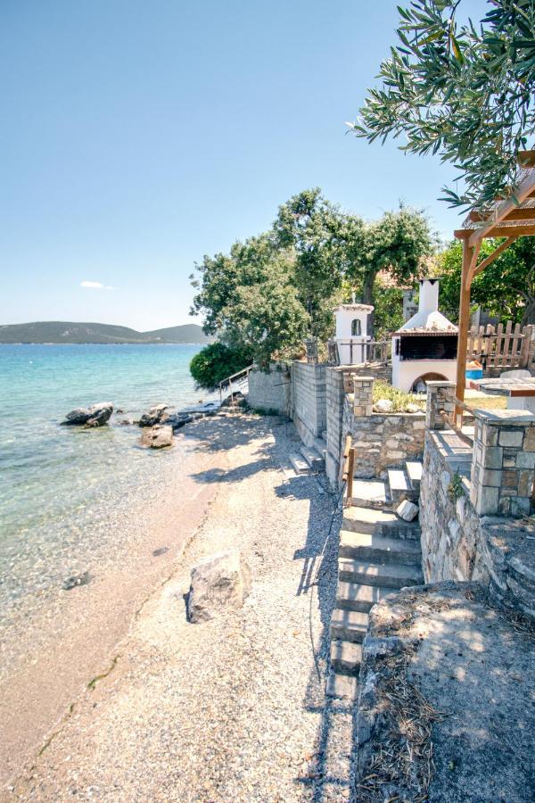 Villas Nies Seaside Appartments Sourpi المظهر الخارجي الصورة